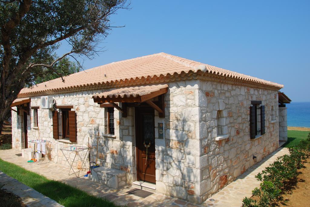 Kavos Psarou *