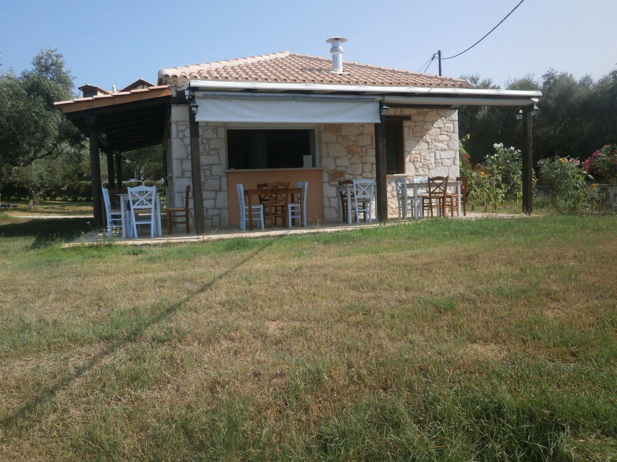 Kavos Psarou Holiday home